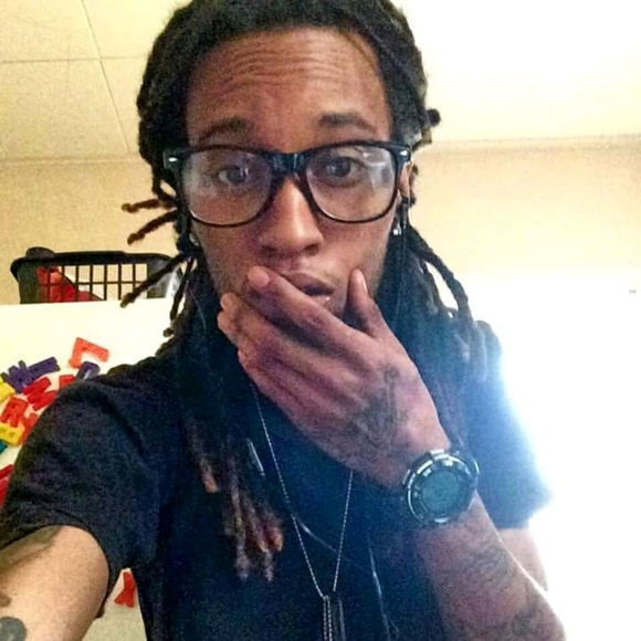 Meet your Posher, Deron - Picture 1 of 1